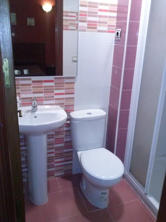 Pension El Cesar Caces Cameră foto