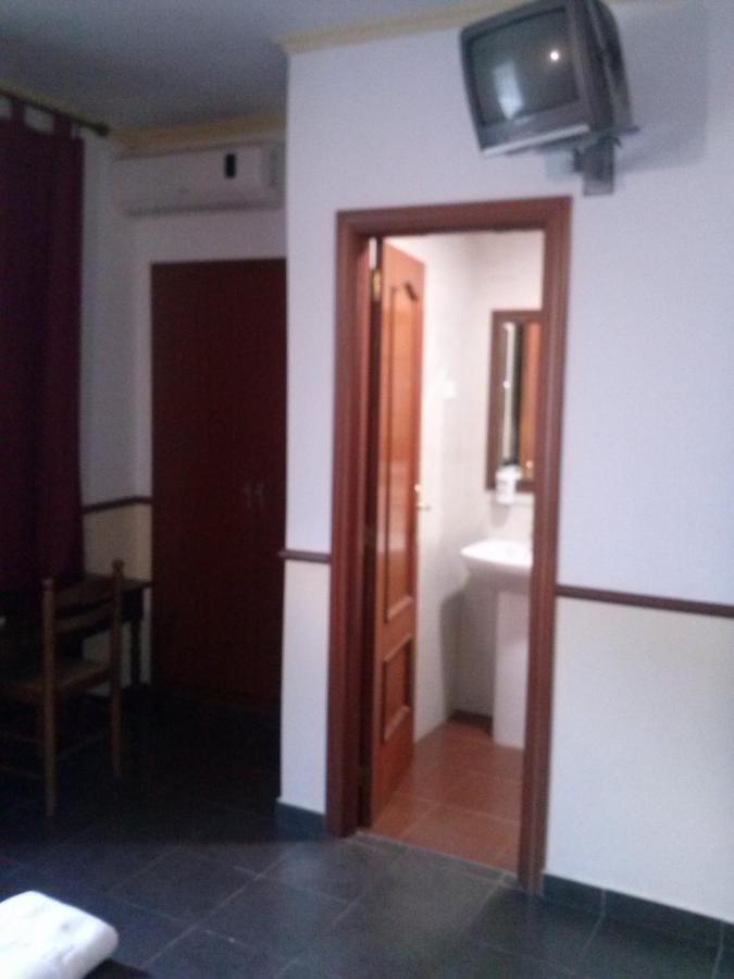 Pension El Cesar Caces Exterior foto